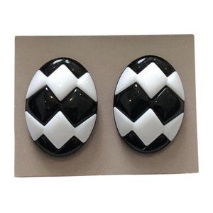 Sunsations Fun Vintage Avon Black & White Pierced Earrings